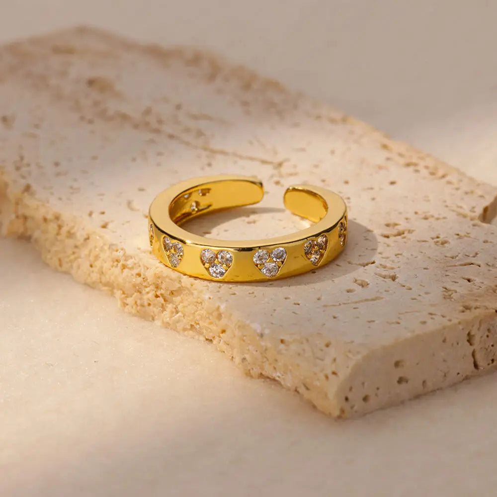 Zircon Heartband Ring