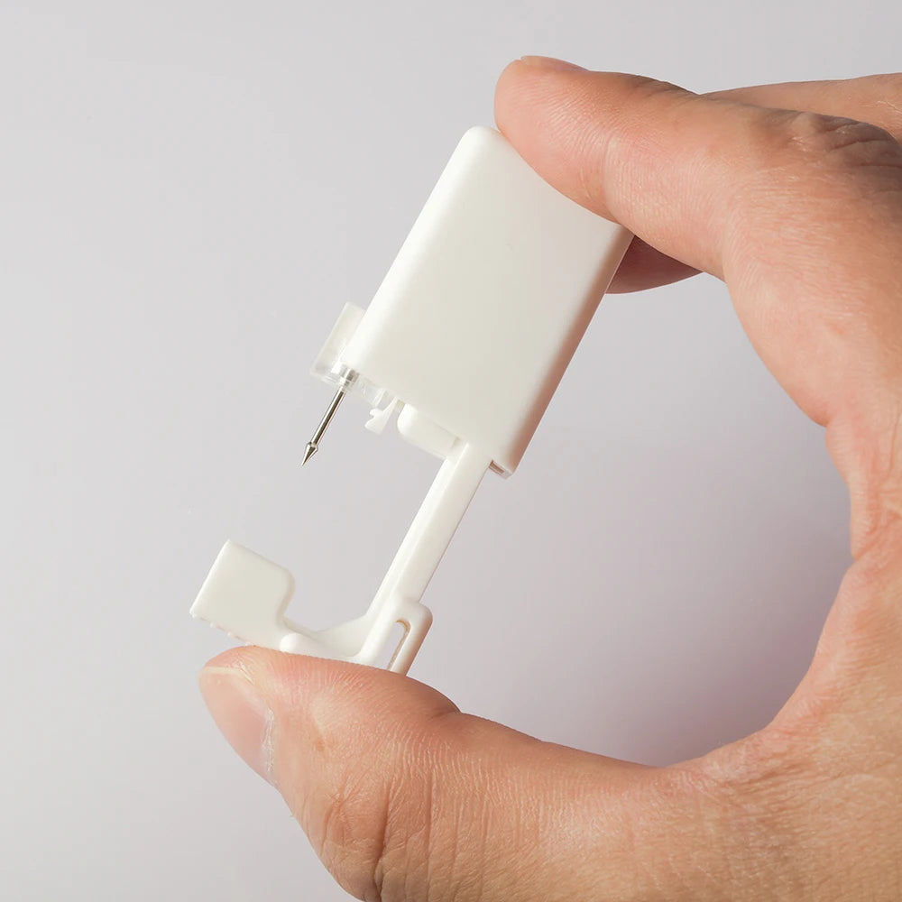 EasyPierce Disposable Nose Stud Kit